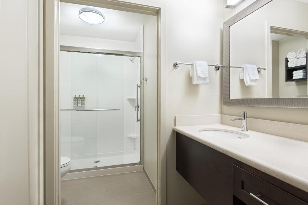 Staybridge Suites - Miami International Airport an IHG Hotel - image 4