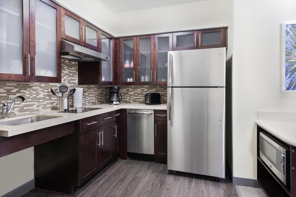 Staybridge Suites - Miami International Airport an IHG Hotel - image 5