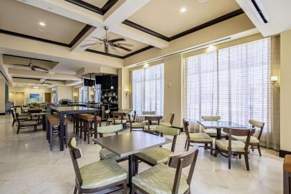Hotel Dello Ft Lauderdale Airport Tapestry Collection by Hilton - image 4