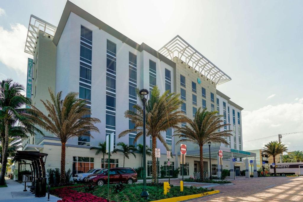 Hotel Dello Ft Lauderdale Airport Tapestry Collection by Hilton - image 5