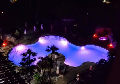 Luxury Beach Resort - HORA RENTALS - image 5