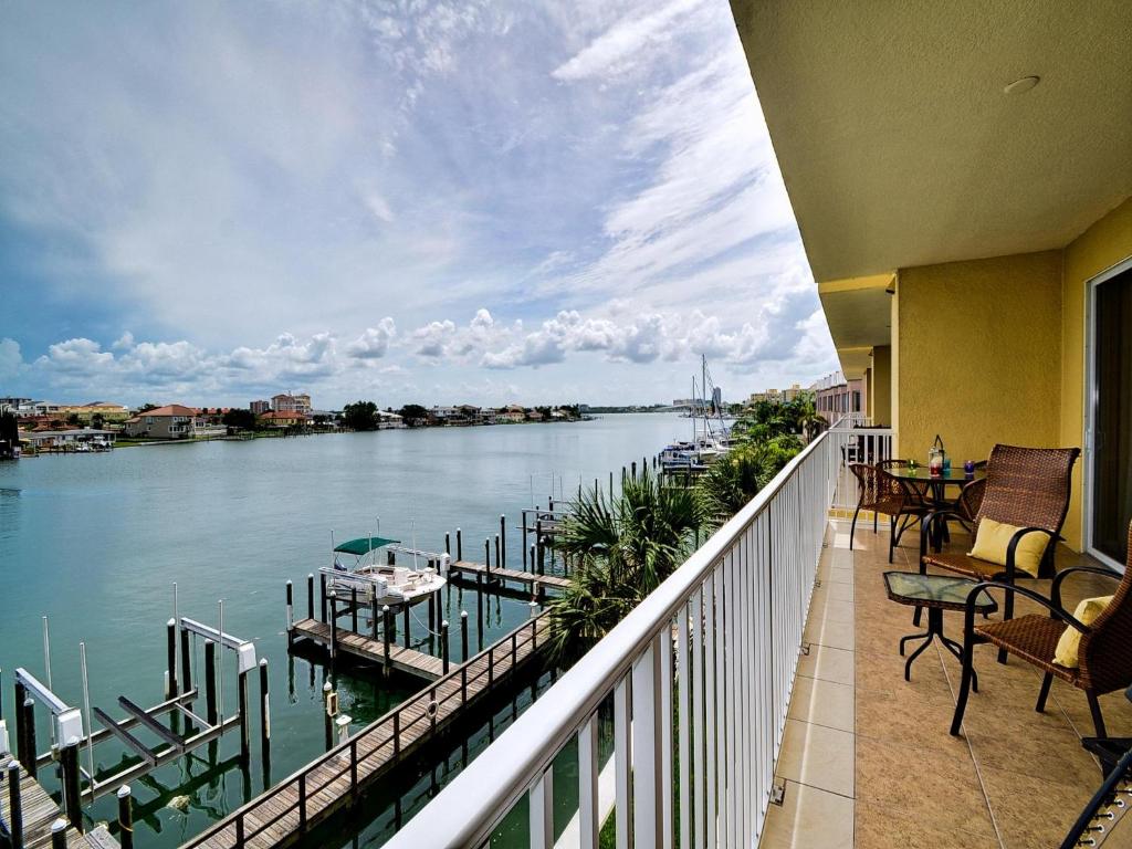 Bay Harbor 302 - main image