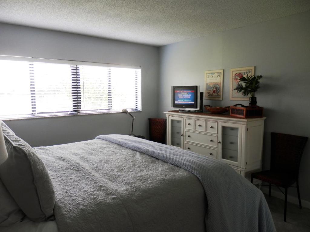 Ocean Village Ocean Villa I 318 - image 3