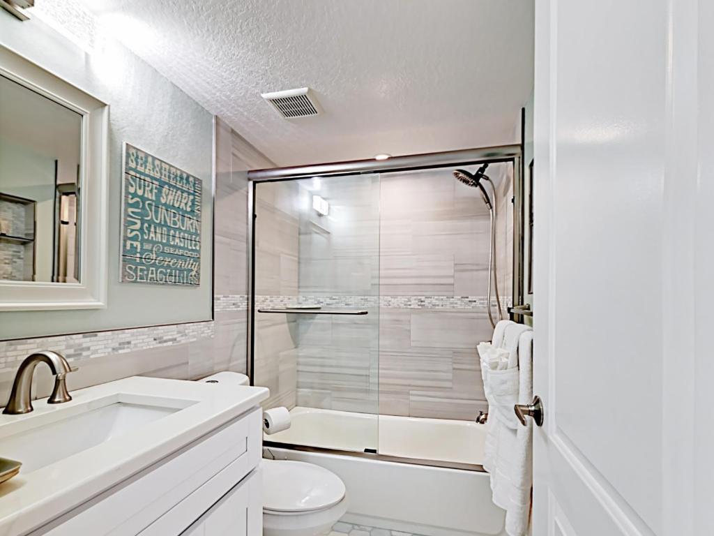 18320 Gulf Blvd Condo Unit 404 - image 2