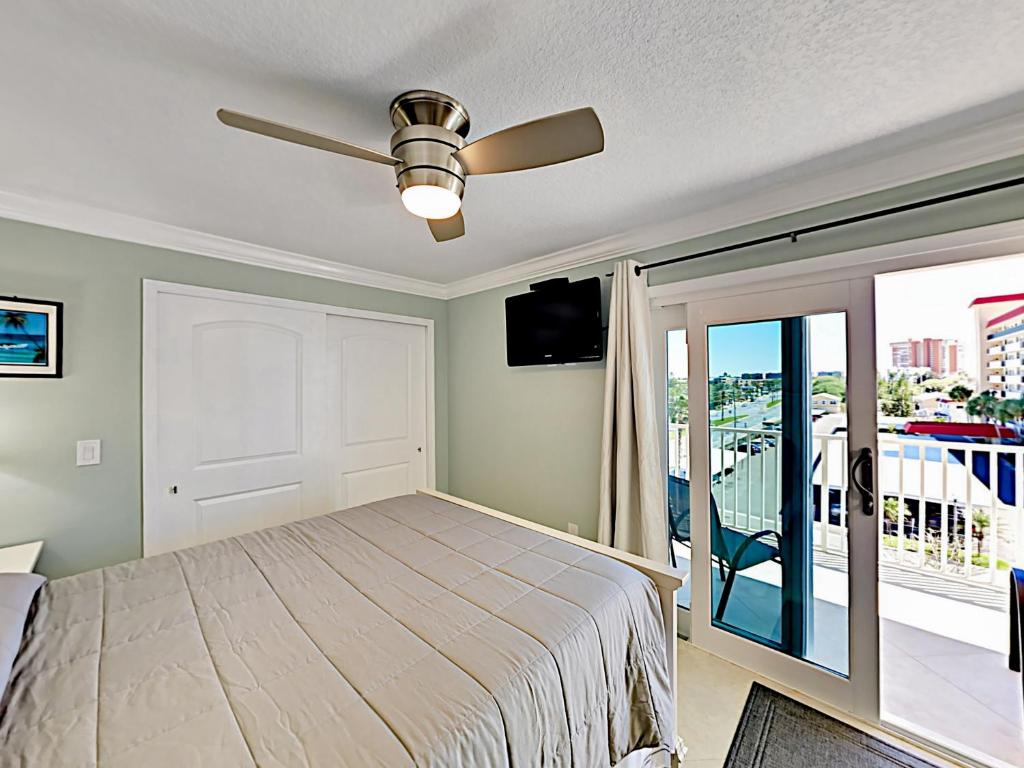 18320 Gulf Blvd Condo Unit 404 - image 5