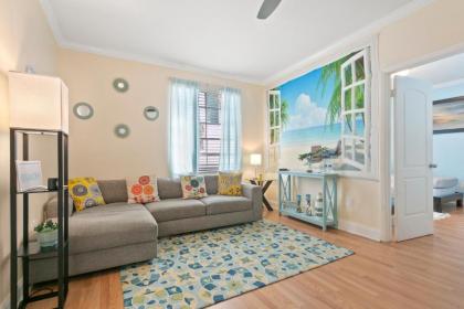 2 Bedroom Condo on Collins Ave