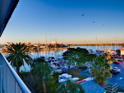 Bayside Condos 29 City and bay views 659 Florida