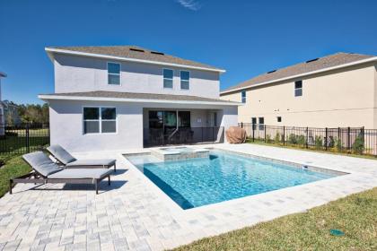 Outstanding Home with Water Park Access near Disney - 7731F - image 3