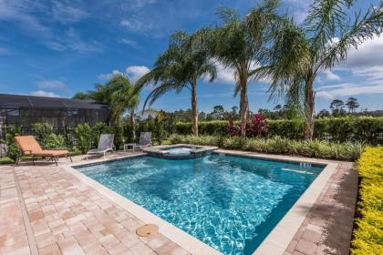 Spacious Home with Water Park Access near Disney   7501m