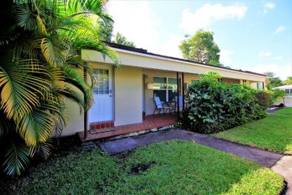 Tropical Getaway Studio-628B - image 2