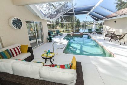 Briarwood  tivoli Lane with Fountain View