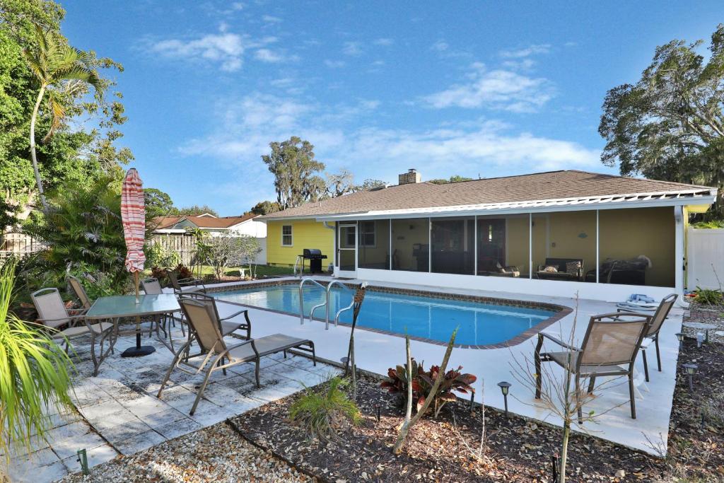 Seventh Heaven at Harbor Hills - main image