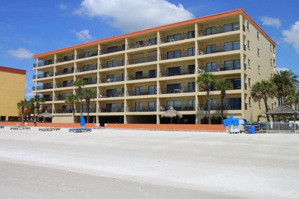 104 Las Brisas Condo - main image