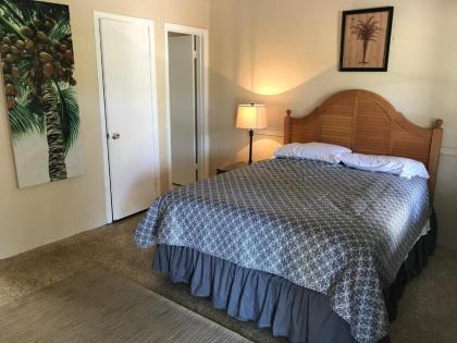 Pennwood Motor Lodge - image 3