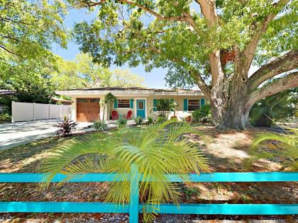 2123 Temple St Home - image 4