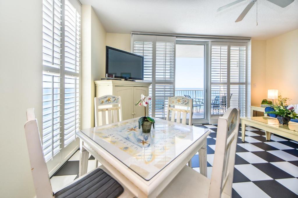 Majestic Beach Towers 1-1615 By Realjoy Vacations - main image