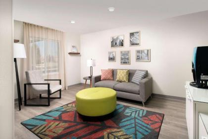 WoodSpring Suites West Melbourne I-95 - image 3