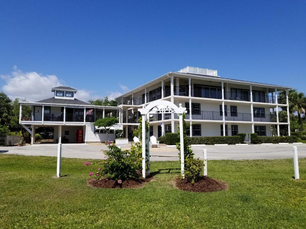 Davis House Inn - main image