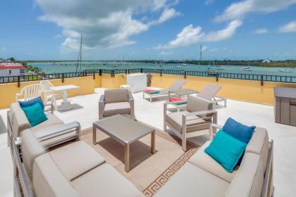 Boot Key Harbor Couples Retreat - image 3