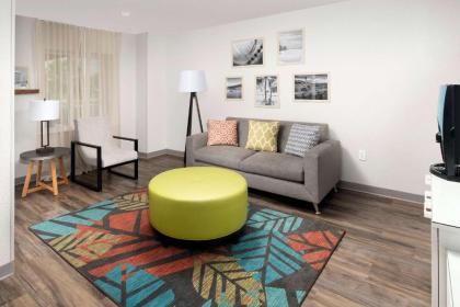 Woodspring Suites Deerfield Beach - image 3