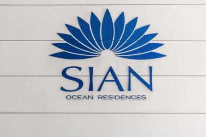 2/2 Miami - Hollywood Beach with direct ocean view at Sian - image 5