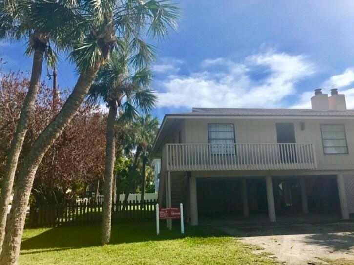 Vacationer'S Duplex #54505 Duplex - main image
