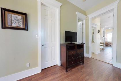 Miramar Beach Villas #110 - image 5