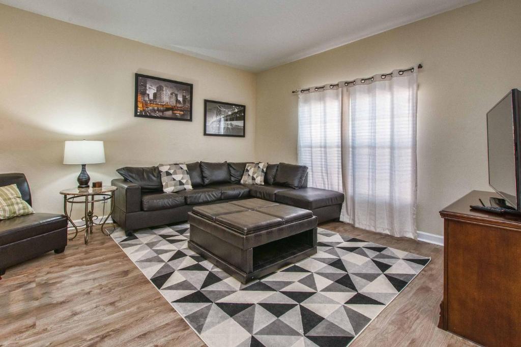 Paradise Palms- 4Bed Townhome w/Splashpool-3039PP - image 3