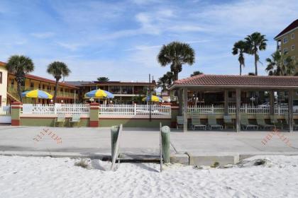 Sails Resort Motel - image 2