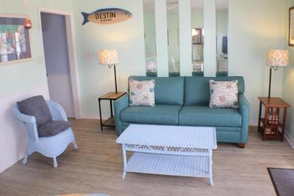 Summer Breeze Condominium 211 miramar Beach