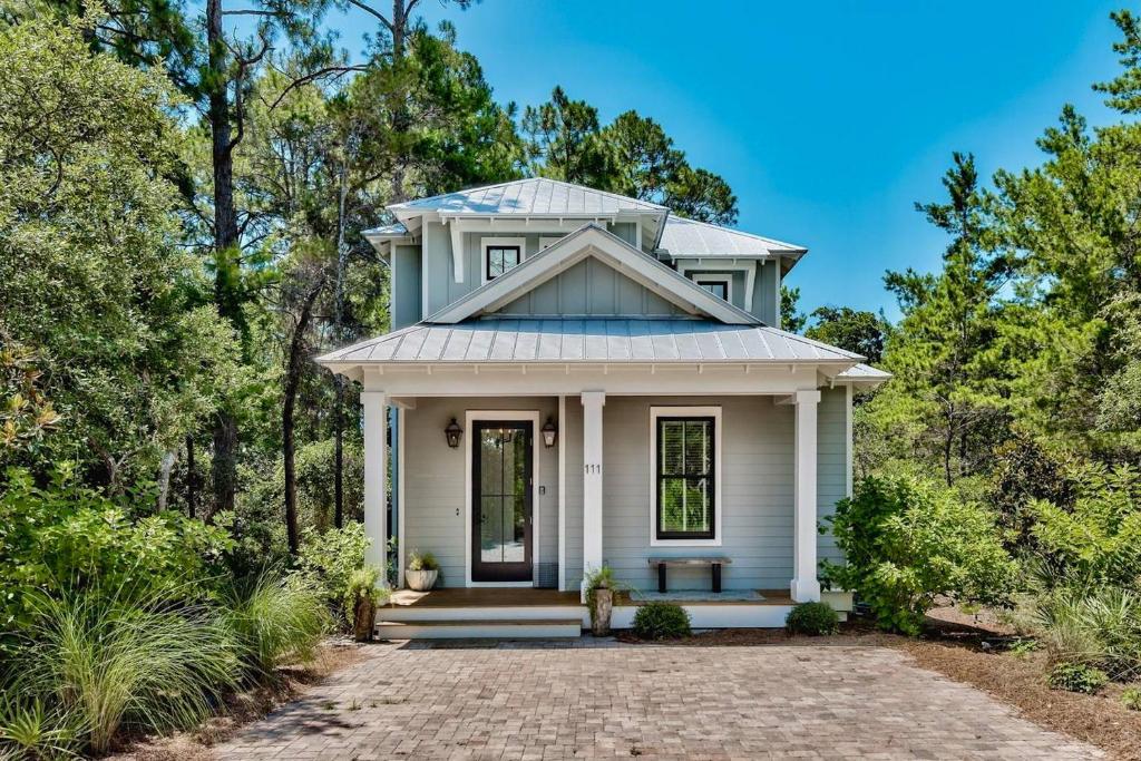 Seagrove Serenity by RealJoy Vacations - main image