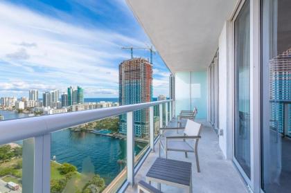 22 miami   Panoramic views at Beachwalk Resort 27th for 6 guests by Ammos VR Hallandale Beach Florida