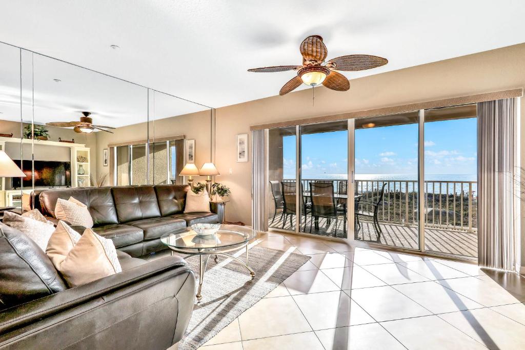 Oceanside Condos - image 3