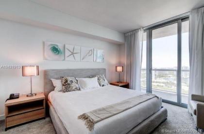 Apartment in Hallandale Beach Florida