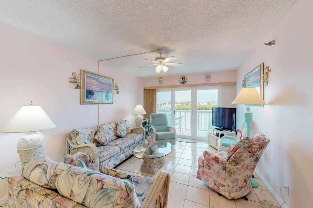 Waterview 205 - main image