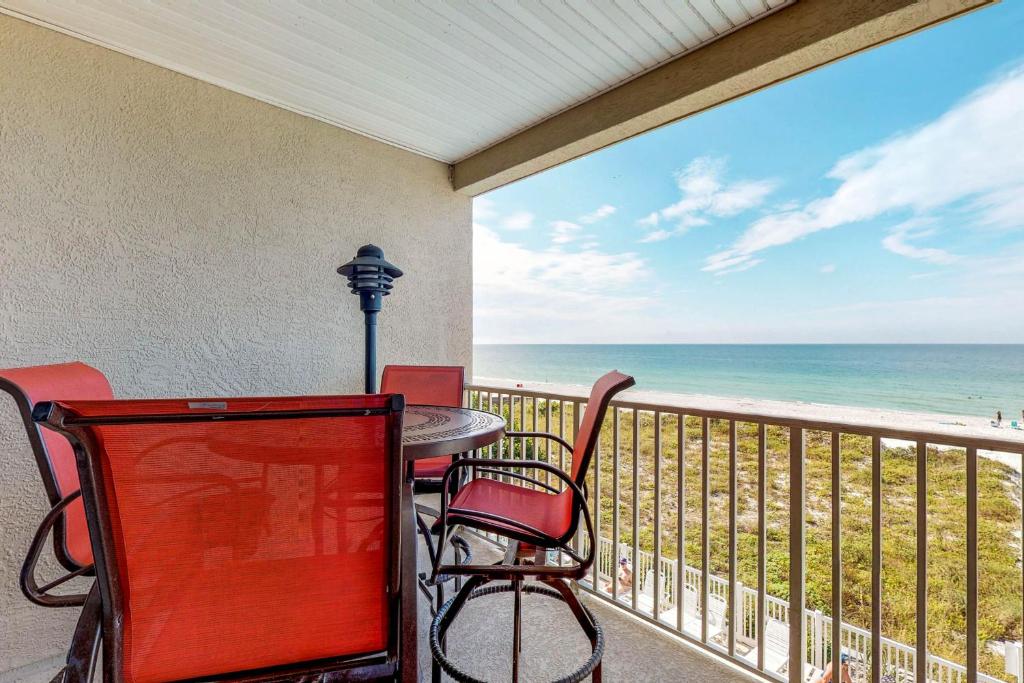 Oceanside 305 - image 3