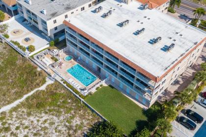 Oceanside 305 - image 4