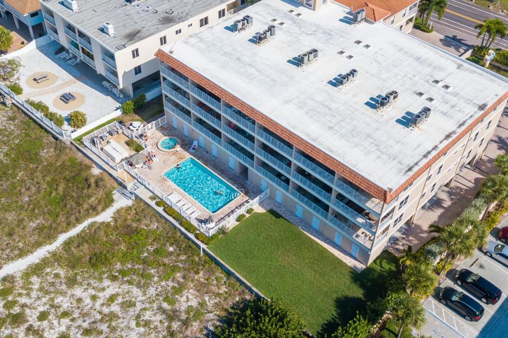Oceanside 305 - image 4
