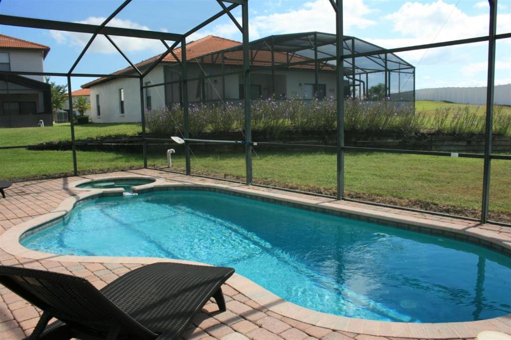 Lazy Breeze Villa - image 3