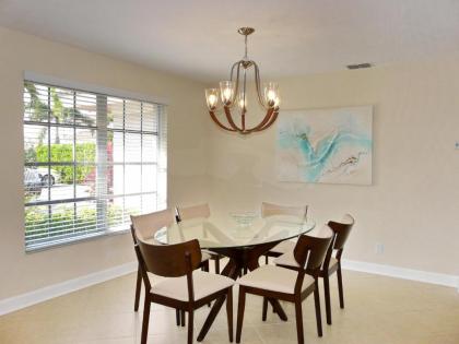 1107 Edington Place - image 4