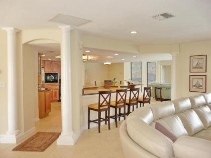 1107 Edington Place - image 5
