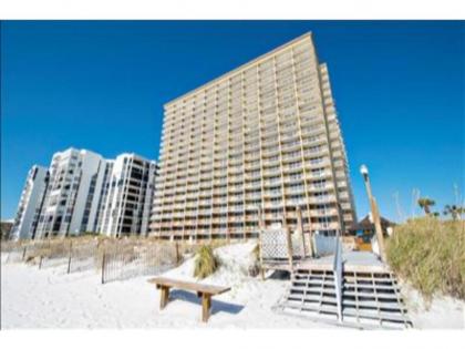 Pelican Beach Resort 2006 by RealJoy Vacations - image 3
