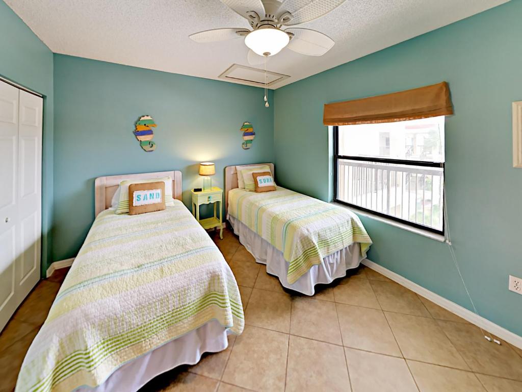 Sunny Condo Unit #L31 Condo - image 2