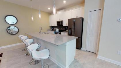 Storey Lake - Amazing 4 bedroom villa - image 5