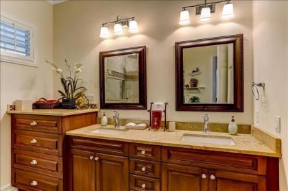 Villas Of Summer Beach Condo - image 5