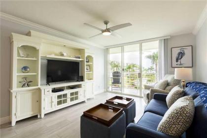 Bahia Vista 11-337 2 Bedrooms Views Heated Pool Sleeps 6