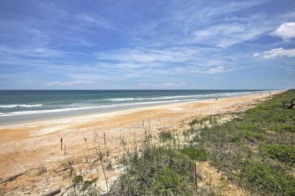 Oceanfront Oasis with Deck Water Views and Beach Gear - image 14