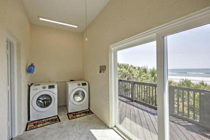 Oceanfront Oasis with Deck Water Views and Beach Gear - image 2