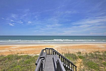 Oceanfront Oasis with Deck Water Views and Beach Gear - image 5