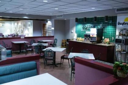 High Country Motor Lodge - Near NAU and Downtown - image 2